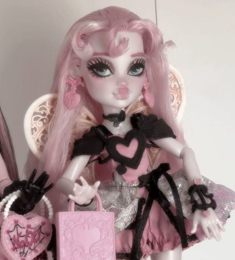 𝓒𝓻𝓲𝓷𝓰𝓮 𝓟𝓪𝓷𝓭𝓪🌟🌺Astra Jobriath💗🌟 (@cringe_panda) / Posts / X