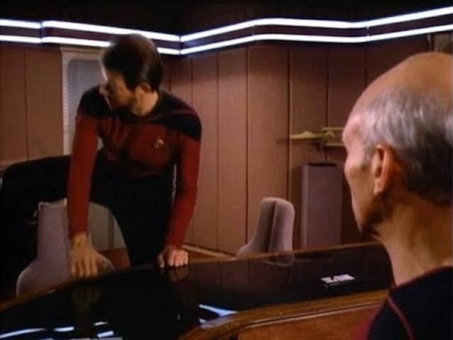 Parallel Universe Riker 🏁 tweet media