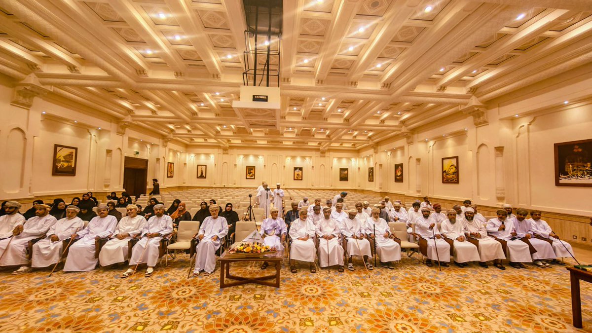 AlghashamP's tweet photo. ندوة سيرة الشيخ ناصر بن ثاني الرحيلي بصحار تستعرض وثائق ومخطوطات نادرة من مسيرته العلمية https://t.co/o5O880mcow https://t.co/pd5qTHNVDs