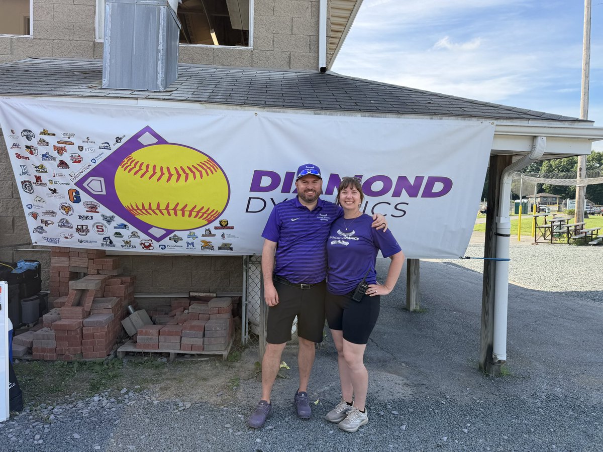 DDSB_Events's tweet photo. Day One underway - so grateful for the teams and college coaches who chose to join us this weekend! ☀️🥎 https://t.co/uaBYU9tpQW