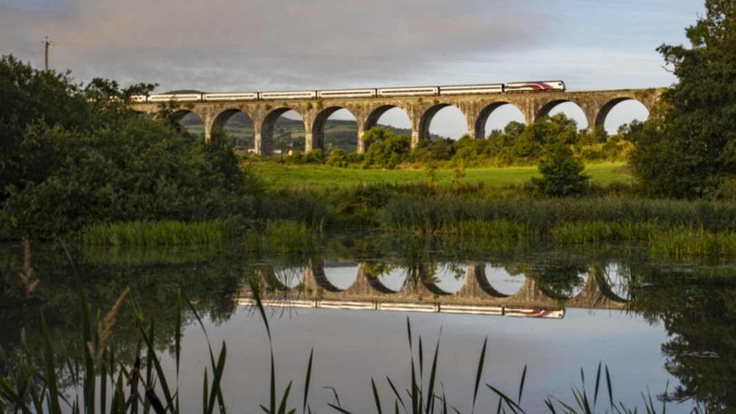 nirailways's tweet photo. #ENT Enterprise services are expected to be very busy this weekend, with many services already SOLD OUT

Pre-booking online is advised &amp; all customers MUST travel on the specific train(s) for which they have booked

No walk-up tickets will be available for sold out trains https://t.co/K7eQrVTdgh