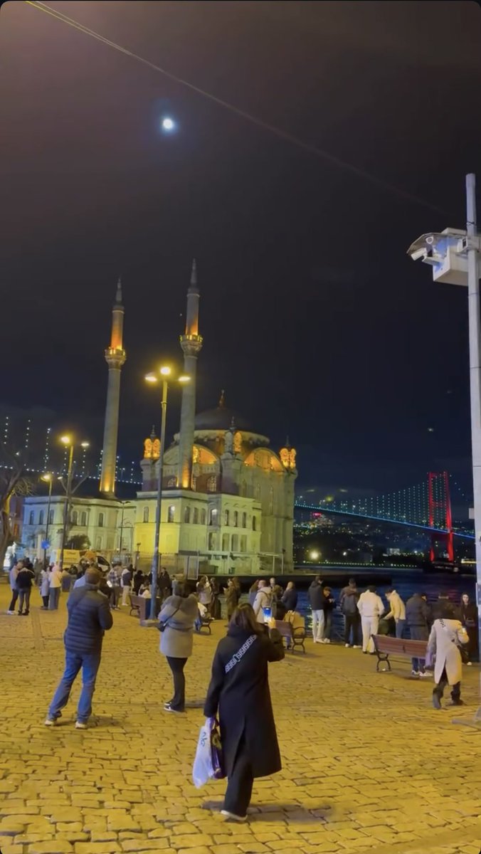 MuratPayc1's tweet photo. Ortaköy’den selamlar https://t.co/zK5WupJ0l2