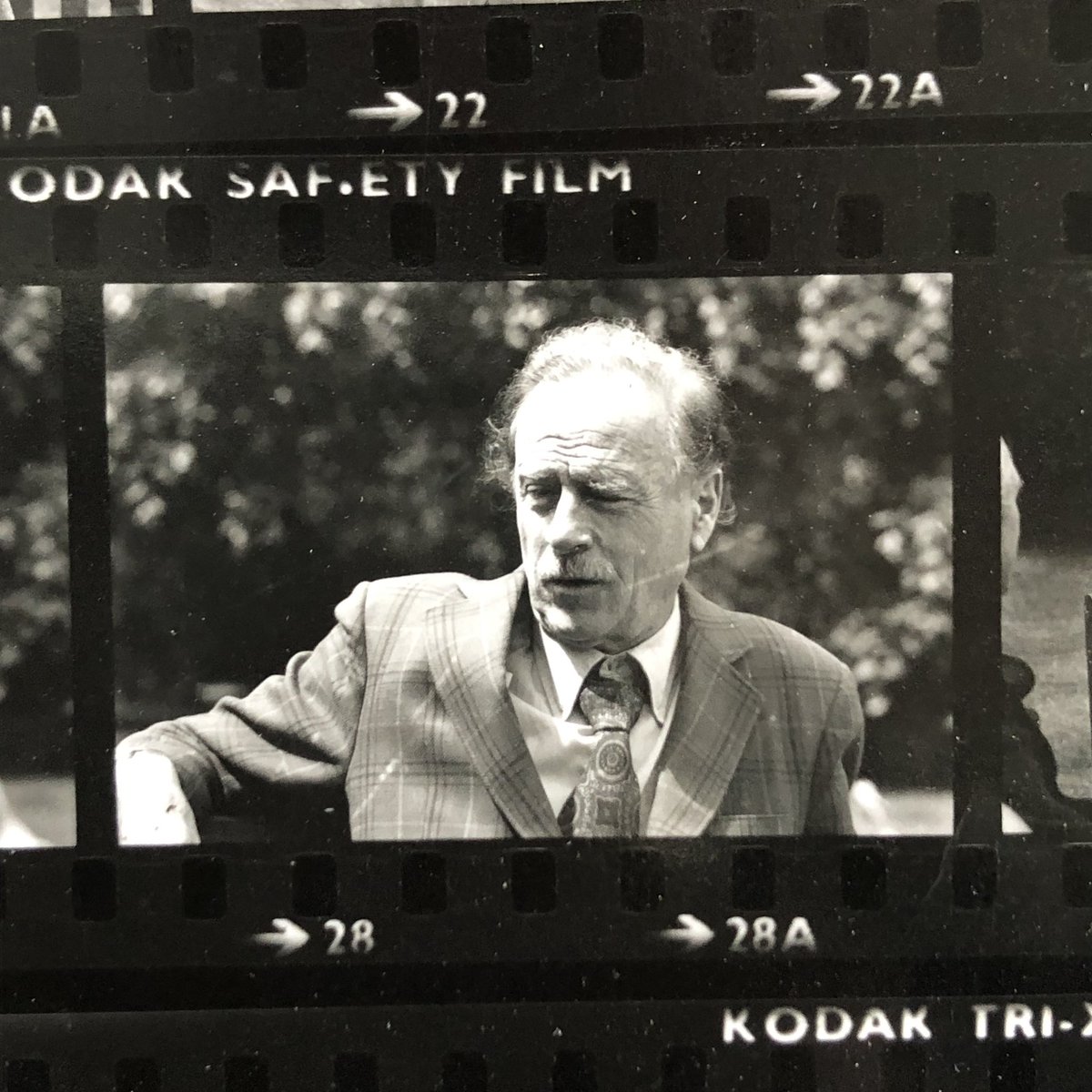 McLinstitute's tweet photo. “To what extent is war accelerated and raised up into a potent force by just good coverage? 

To what extent is information coverage itself aggressive warfare?”

Marshall McLuhan
‘Information Hunt Looms Big’
1967 https://t.co/Po62LNnrIo