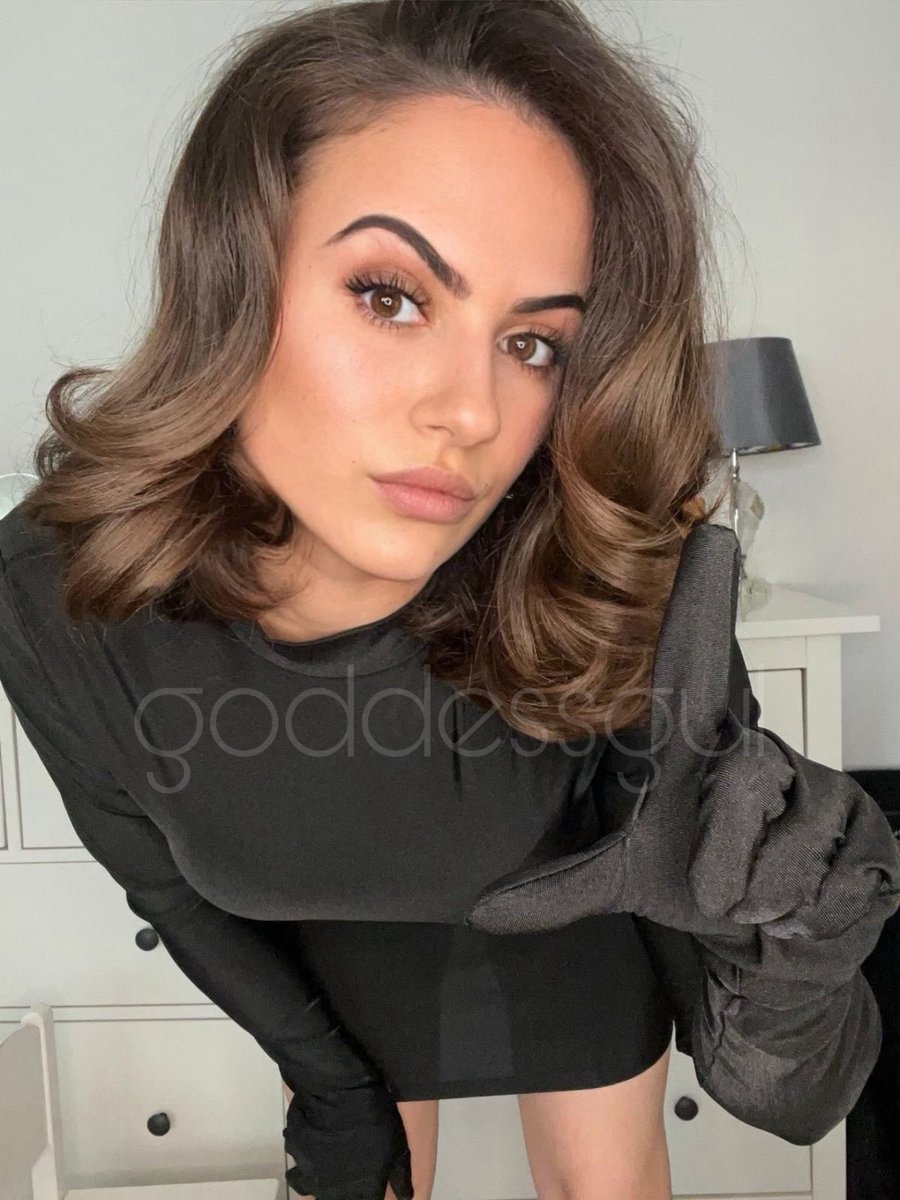 goddessgu1's tweet photo. Na, Schon abgedrückt? 💸 https://t.co/3Dtd2UYS2I
