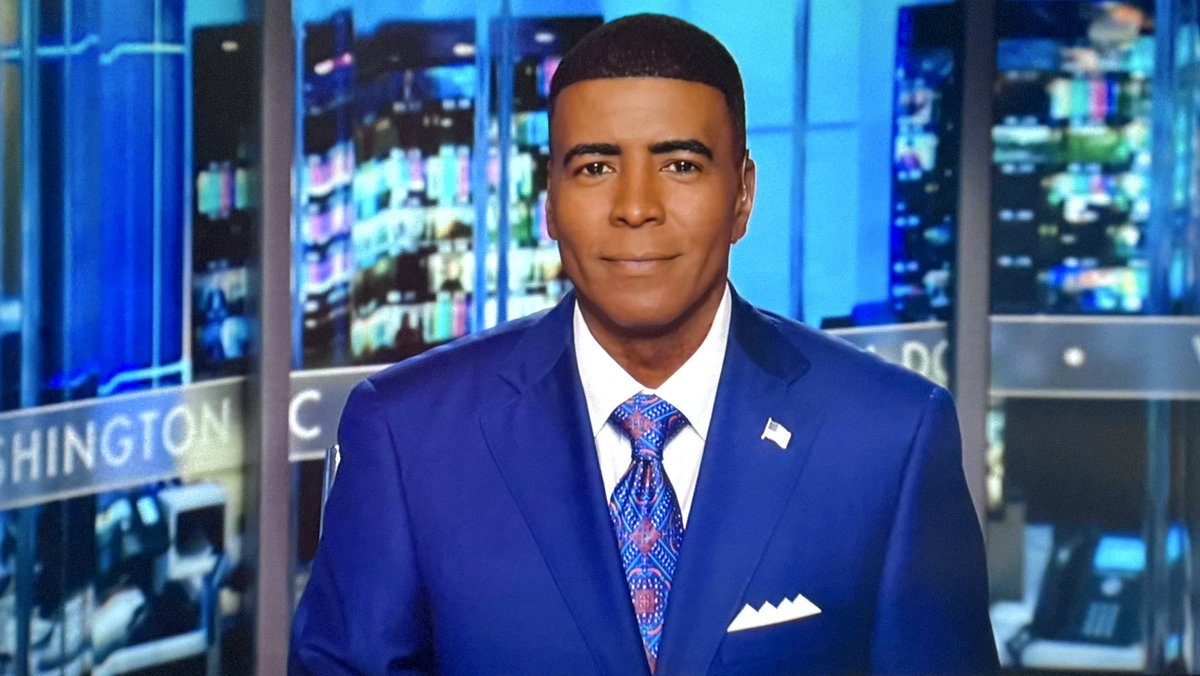 kevincorke's tweet photo. Well, well, well… 

It’s almost time for the Friday night edition of @foxnewsnight !

Hope you’ll stop by at 11pm ET on @foxnews and start your weekend with us! 🇺🇸🇺🇸🇺🇸 #CorkeCrew https://t.co/ZNfQ2LyTBP