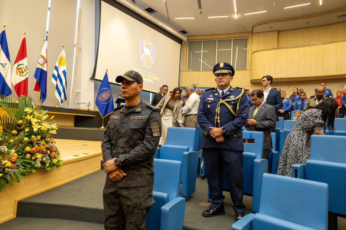 Servicio de Protección Institucional tweet media