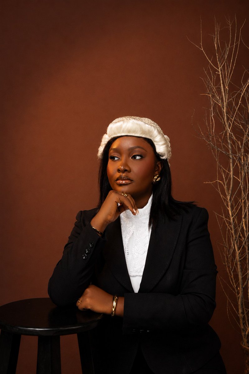 TaraVee's tweet photo. 10 years chasing the dream which has now become a reality. 

Reintroducing:
Divine Joy Hyacinth, Esq. 
LL.B (Hons), B. L

Barrister and Solicitor of the Supreme Court of Nigeria ⚖️ https://t.co/5o03a0zQTP