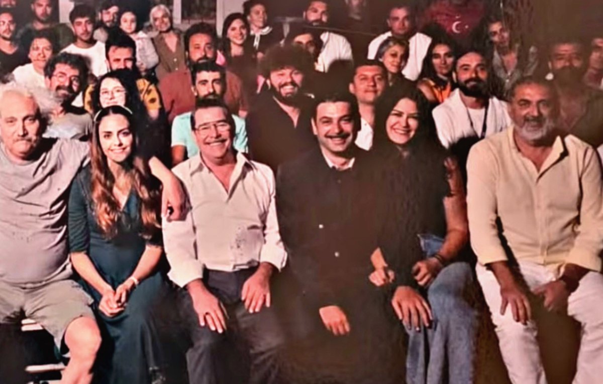 elayozi's tweet photo. Hayatımızın en güzel ve en anlamlı anlarında yan yana olduğumuz oğlanla 🧿 https://t.co/o0KfarQ7Tc