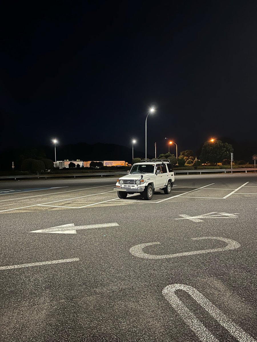 Tra10's tweet photo. 300km程移動中 https://t.co/eo8ixUctbA