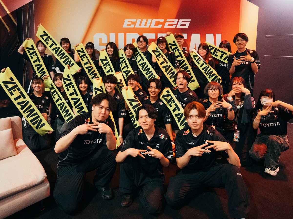 zetadivision's tweet photo. SUPER FANが、APEX部門を全力応援中🎌🫶
まもなくALGS 2026 Split 1 FINALSスタート🔥

#EWC26 #EWC26SuperFan #ZETASuperFan https://t.co/ipbromdKRO