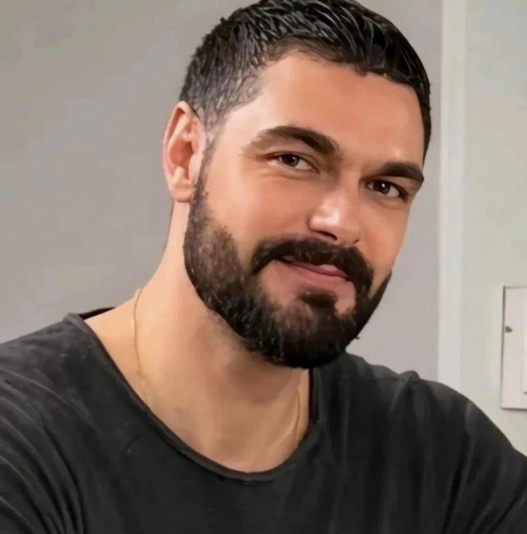 MartiAn03462895's tweet photo. @powerofhealing1 @tccandler @halilibrahiminf @halilibrahimin I vote Halil İbrahim Ceyhan from Türkey 🇹🇷 to The Most Handsome Face of 2026 .
#HalilİbrahimCeyhan
#tccandler
#100faces2026
@tccandler https://t.co/GIdNgAUFyA