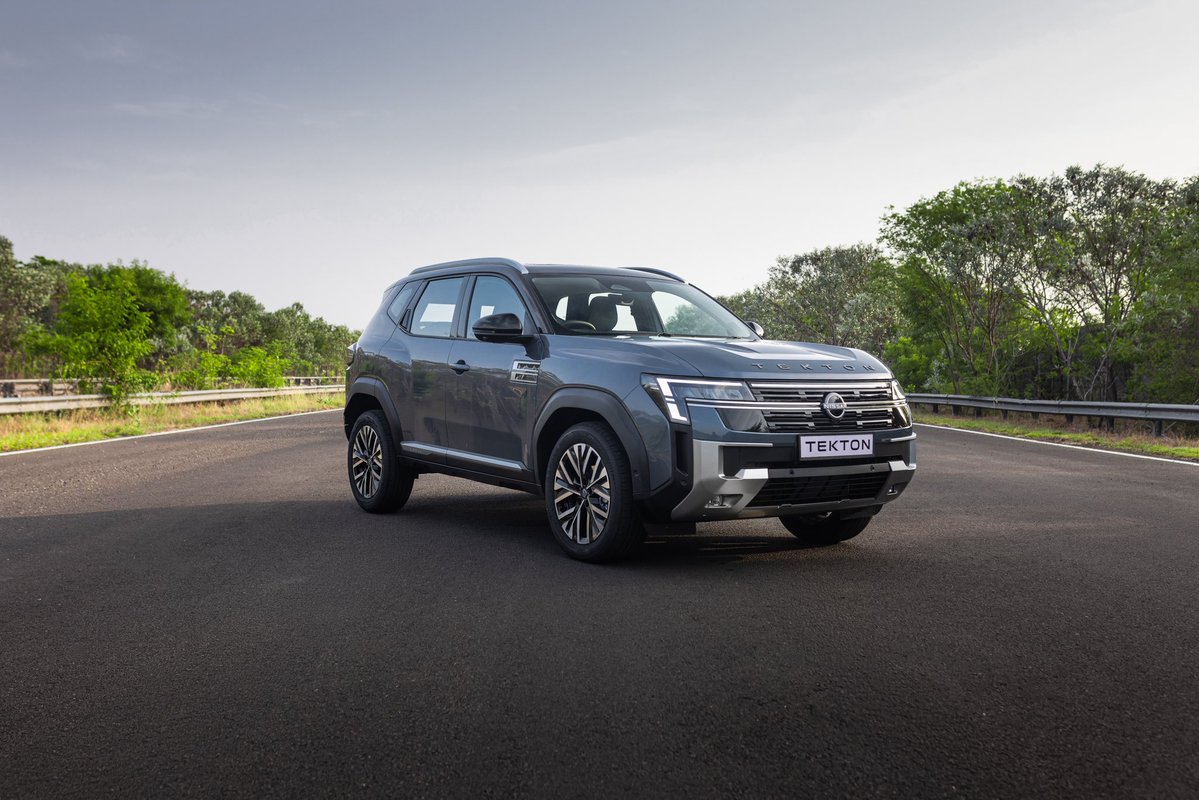 cole_marzen's tweet photo. The 2027 Nissan Tekton breaks cover with CMF-B underpinnings, Patrol-inspired styling, a large 10.1-inch center touchscreen display with Google Built-In, 18.3 cubic feet of cargo space, and two powertrains to choose from, including a 163 hp 1.3-liter turbocharged engine. #Nissan https://t.co/pVwZ0aYJIC