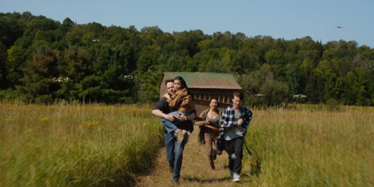 jackofficial_01's tweet photo. The Outer Threat (2026) .

Astrophysicists Daniel and Michelle discover proof of alien life. But instead of being celebrated, they become hunted. Forced to flee with their family, they race across the countryside to escape a mysterious pursuer. https://t.co/YbdFeITC2d