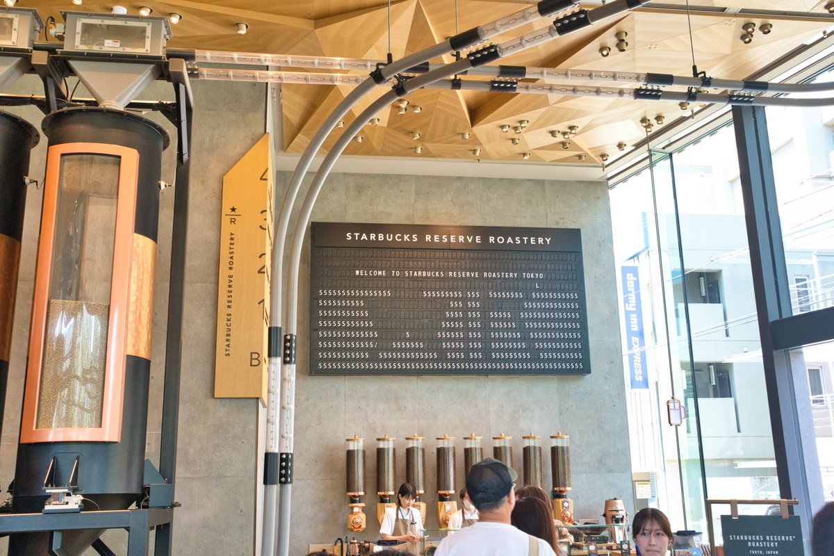 MrMenyweather's tweet photo. Starbucks Reserve in Tokyo! Amazing coffee and awesome location! https://t.co/XipqZHot0c