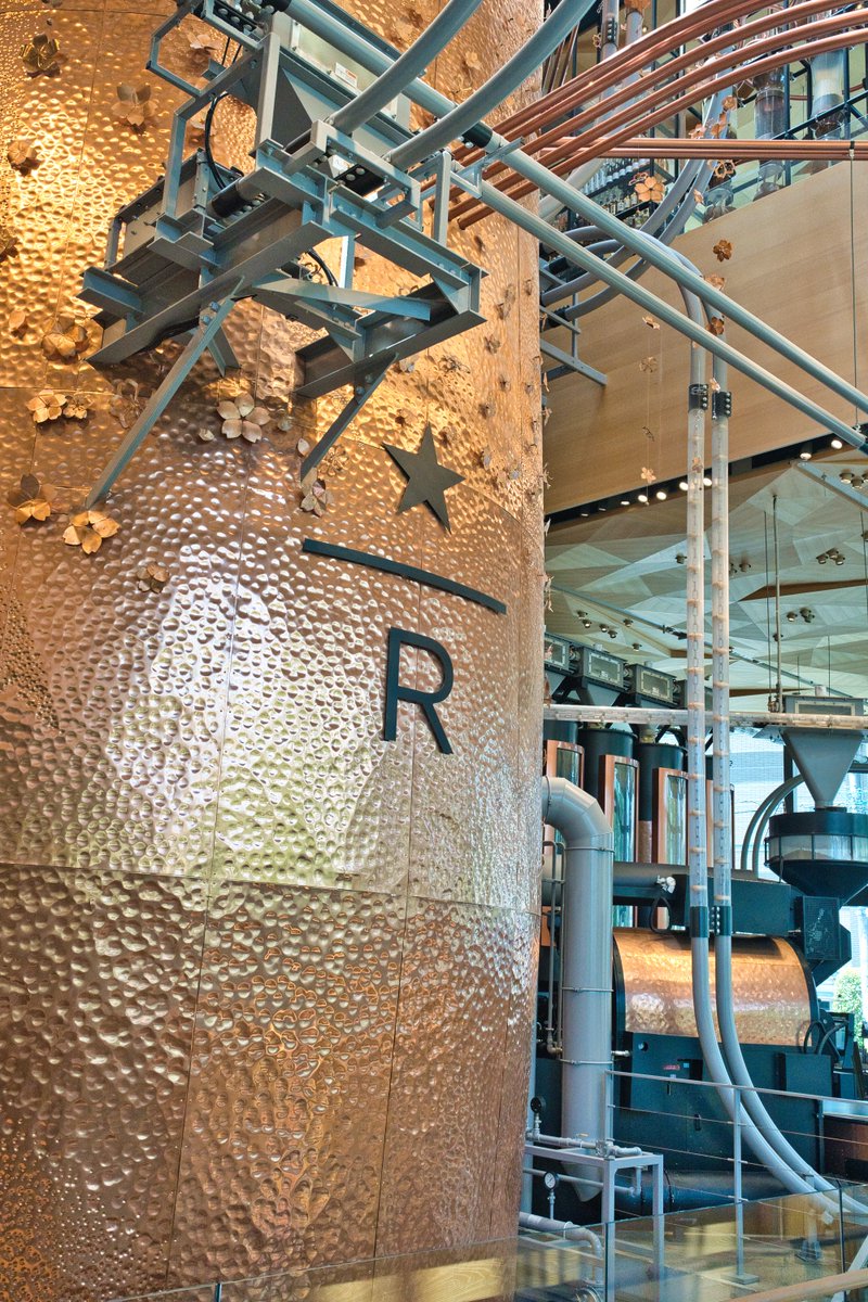 MrMenyweather's tweet photo. Starbucks Reserve in Tokyo! Amazing coffee and awesome location! https://t.co/XipqZHot0c