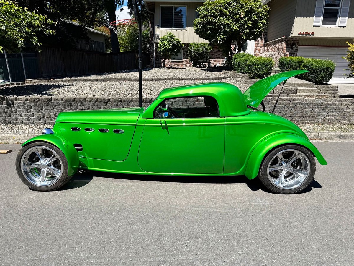 FactoryFive's tweet photo. Chris C. is getting close to graduating his #factoryfive #hotrod! "Pictures just don't do it justice," said Chris. "Ken Pike did an amazing job on this paint! Damn this looks good!"
Be like Chris! Start your build and save: https://t.co/d0XLJNop6B. https://t.co/wExbM0WK7l