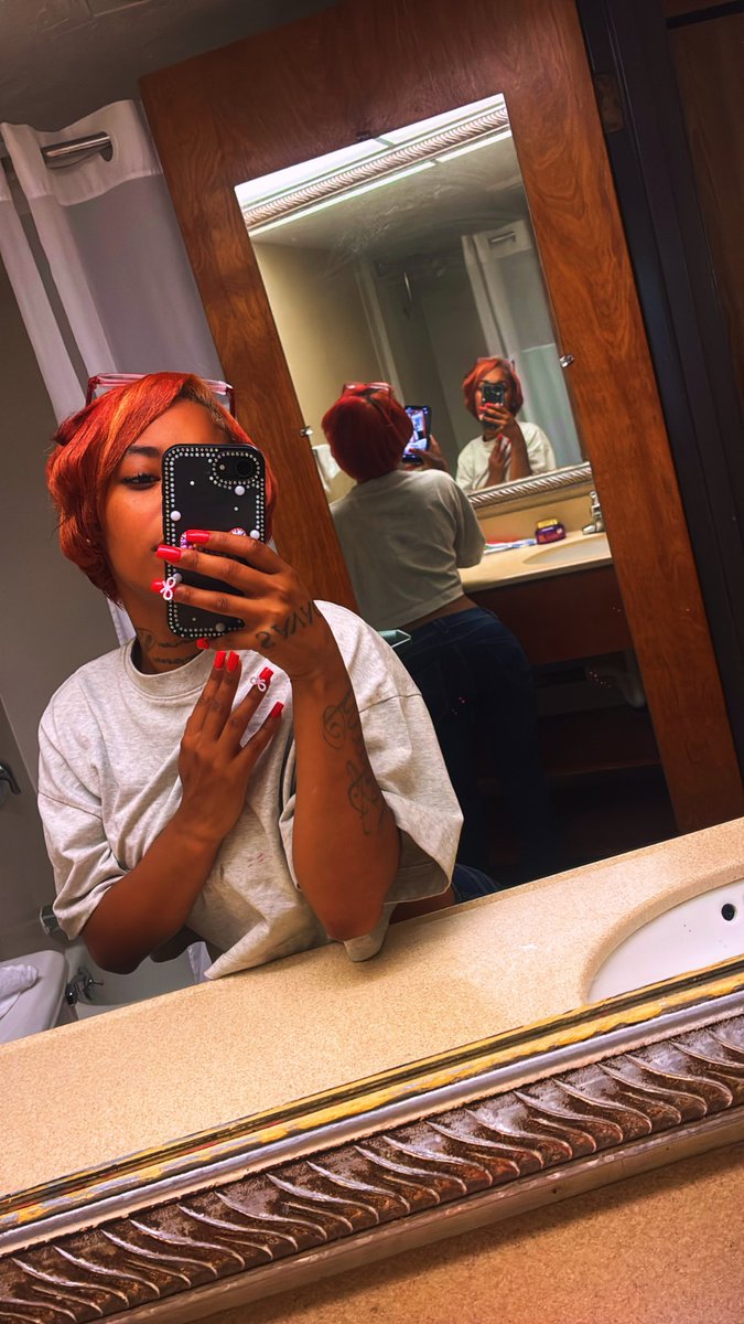 FinessnB's tweet photo. Red Head Activities 💋🥴 https://t.co/YUI2clor1J