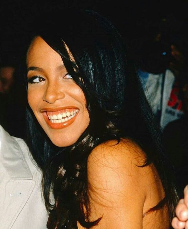 benfyp's tweet photo. she had the most beautiful smile https://t.co/plVQyceJta