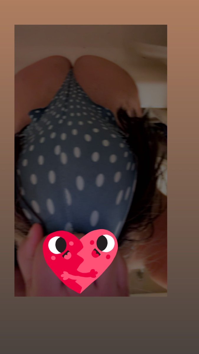 matthewzi8's tweet photo. Look at this little nerd @whataloser420 in her little atomic😈 #atomicwedgie https://t.co/Byywlqi8ED