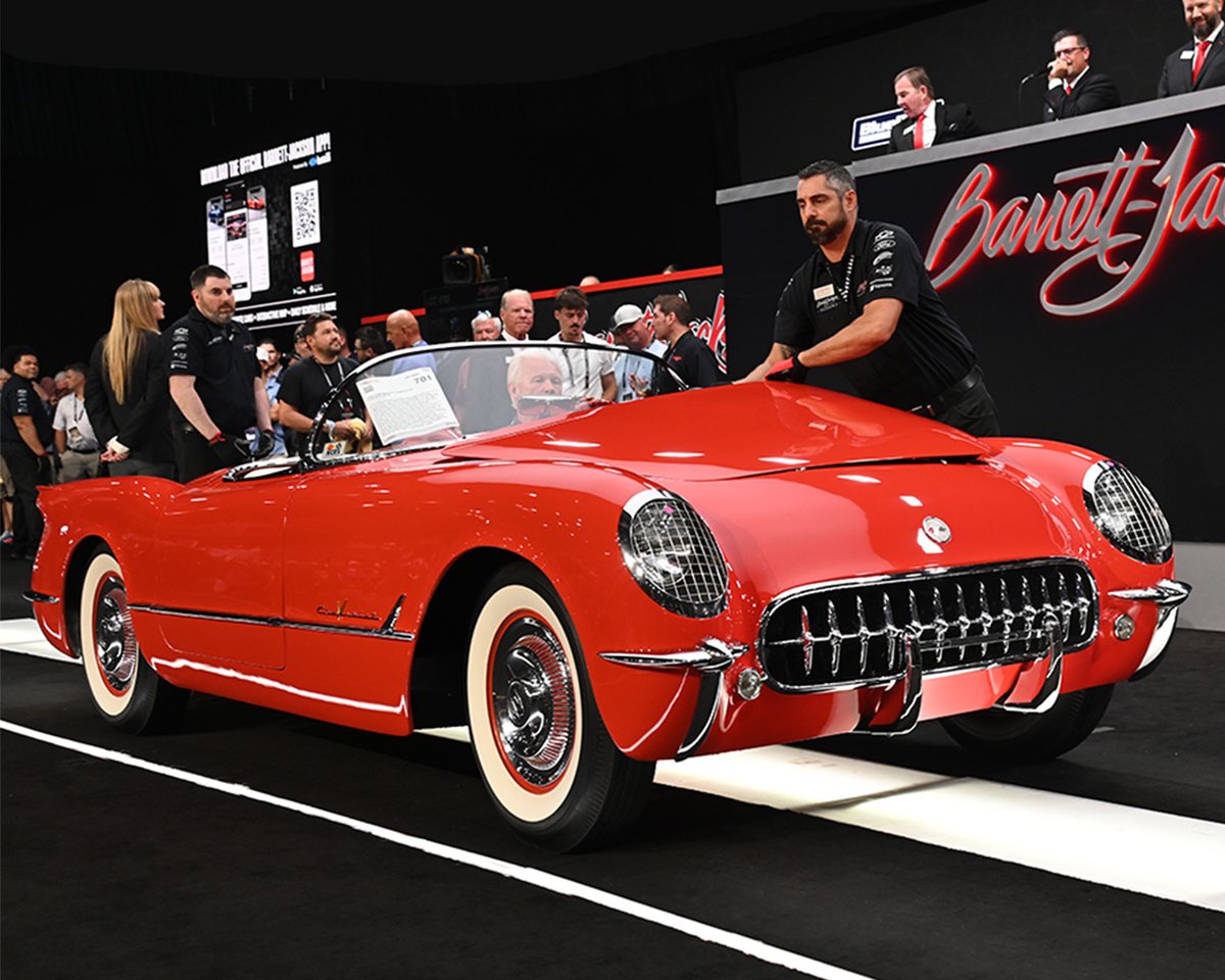 Barrett_Jackson's tweet photo. C1 Style! This 1955 @Chevrolet Corvette convertible sold for $132,000 at the inaugural Columbus Auction. Consign your collector vehicle today for the Las Vegas Auction, Sept. 10-12 in the West Hall of the Convention Center.

Learn more: https://t.co/Ikte4zKdXf https://t.co/BMD4yZ5EbW