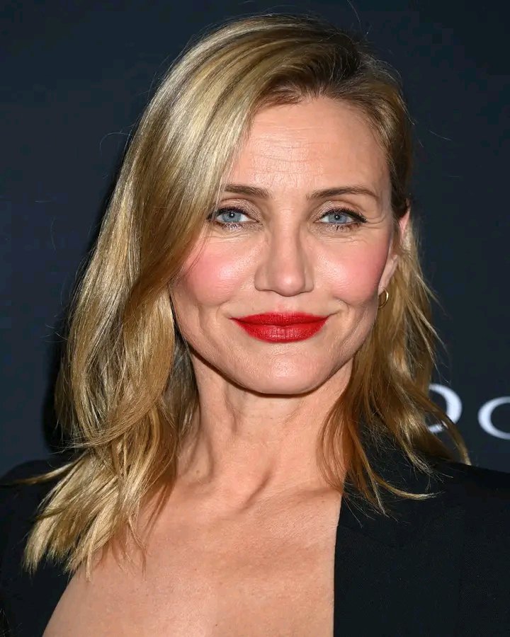 CameronDiarsl's tweet photo. Cameron Diaz attend The 2026 WWD Style Awards presented by Women's Wear Daily at Regent Santa Monica Beach on January 09, 2026 in Santa Monica https://t.co/uNveCRAYKu