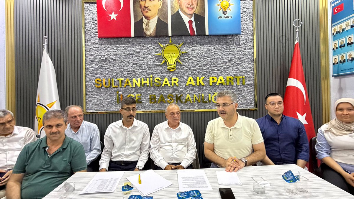 sultanhisarak's tweet photo. Milletvekilimiz Sn.Ömer Özmen, Belediye Başkanımız Sn.Osman Yıldırımkaya, Belediye Başkan Yardımcımız Sn.Okan Yalçınkaya,İlçe Başkanımız Sn.Ensar SELÇUK, Ilçe koordinatörlerimiz Sn.Orhan Şeşen, Sn.Erkan Yaman, önceki dönem ilçe başkanlarımız ve kıymetli teşkilat mensuplarımızın https://t.co/uXVeYE1SzS