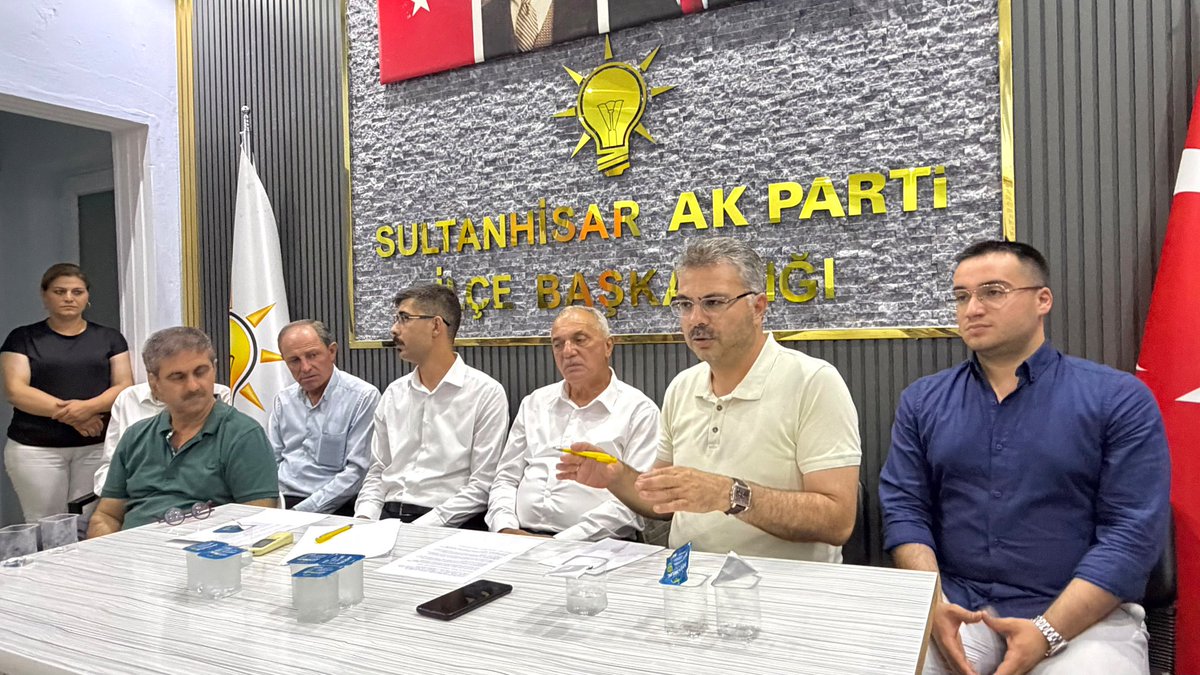 sultanhisarak's tweet photo. Milletvekilimiz Sn.Ömer Özmen, Belediye Başkanımız Sn.Osman Yıldırımkaya, Belediye Başkan Yardımcımız Sn.Okan Yalçınkaya,İlçe Başkanımız Sn.Ensar SELÇUK, Ilçe koordinatörlerimiz Sn.Orhan Şeşen, Sn.Erkan Yaman, önceki dönem ilçe başkanlarımız ve kıymetli teşkilat mensuplarımızın https://t.co/uXVeYE1SzS
