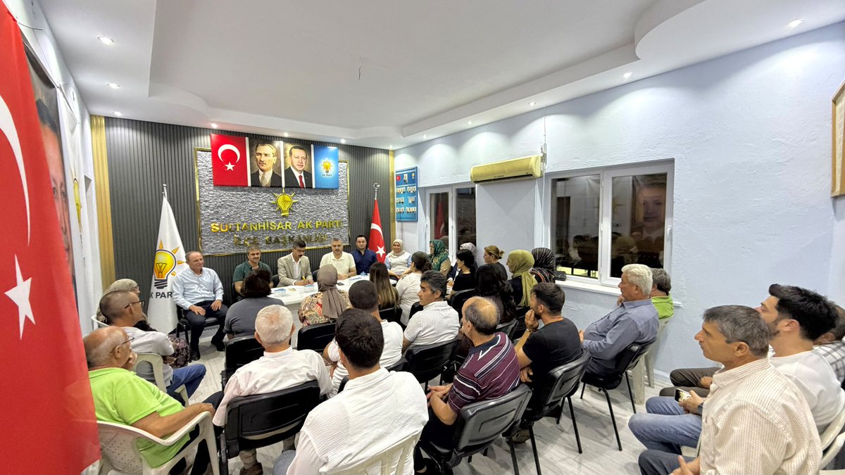 sultanhisarak's tweet photo. ++katılımlarıyla İlçe Danışma Meclisi Toplantımızı gerçekleştirdik.
Toplantımızda teşkilat çalışmalarımızı değerlendirdik, istişarelerde bulunarak önümüzdeki dönem hedeflerimizi ele aldık. Birlik ve beraberlik içerisinde, ortak akıl anlayışıyla Sultanhisar'ımız ve https://t.co/9KfsGYwamn