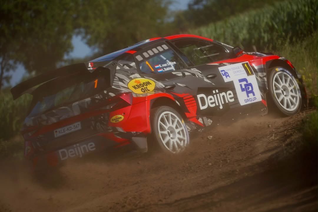 RTLRally's tweet photo. News. Actuele stand na stage 4
1 Deijne
2 Vrielink 5.6
3 Rostek 13.6
4 Van de Laar 16.5
5 ten Vregelaar 18.3
6 Hodenius 22.6
7 Pirot 40.1
8 Wartique 52.9
#achtmaal #gtcrally https://t.co/Yhi0MQxQ7X