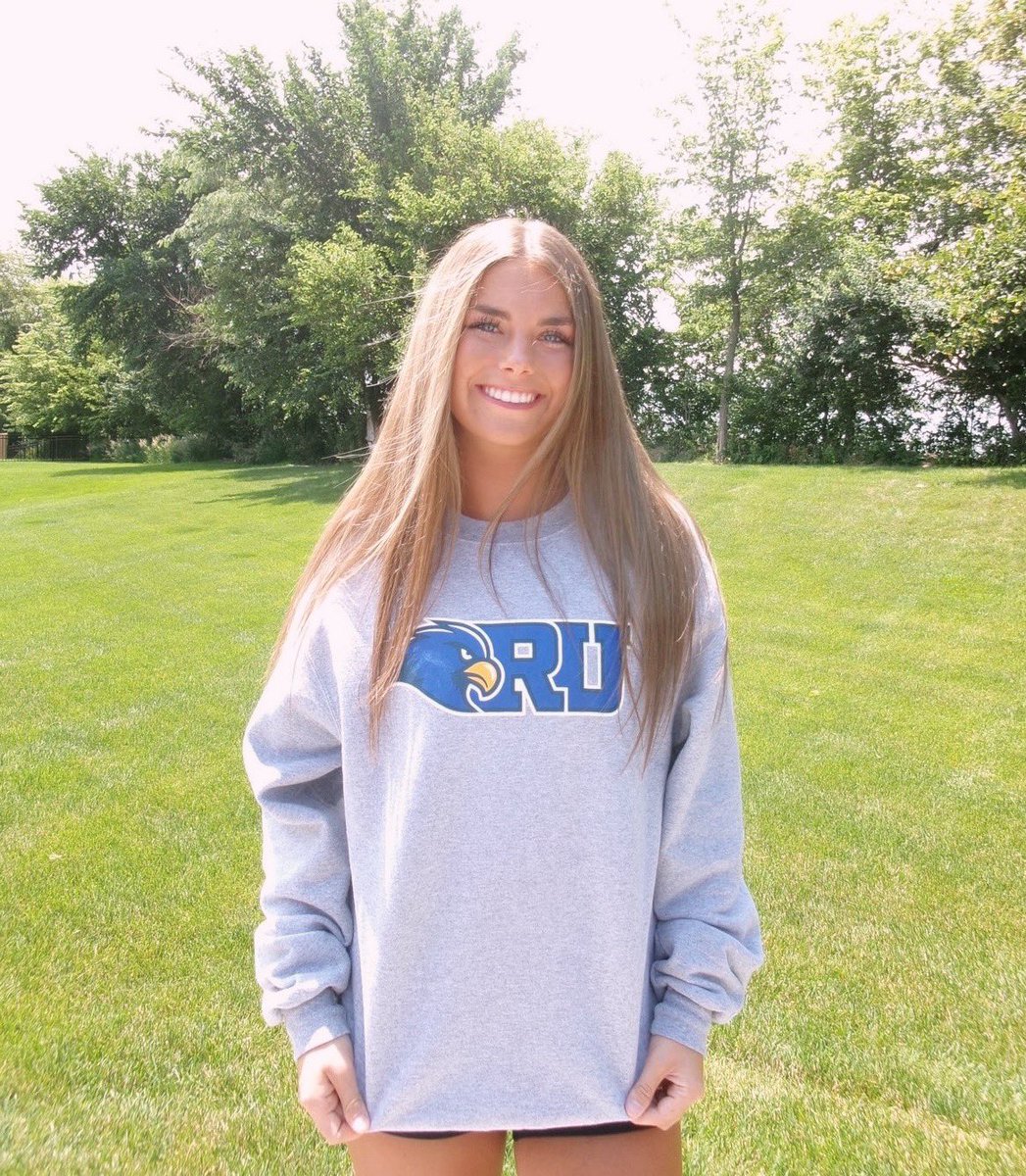 Samantha_Reis22's tweet photo. | am very happy and blessed to announce that I have committed to play basketball at Rockhurst University. I am so thankful for my family and coaches who have supported me along the way. I'm especially grateful for the opportunity to play alongside my older sister. Go Hawks!! 💙💙 https://t.co/dcJ1LLSMMU