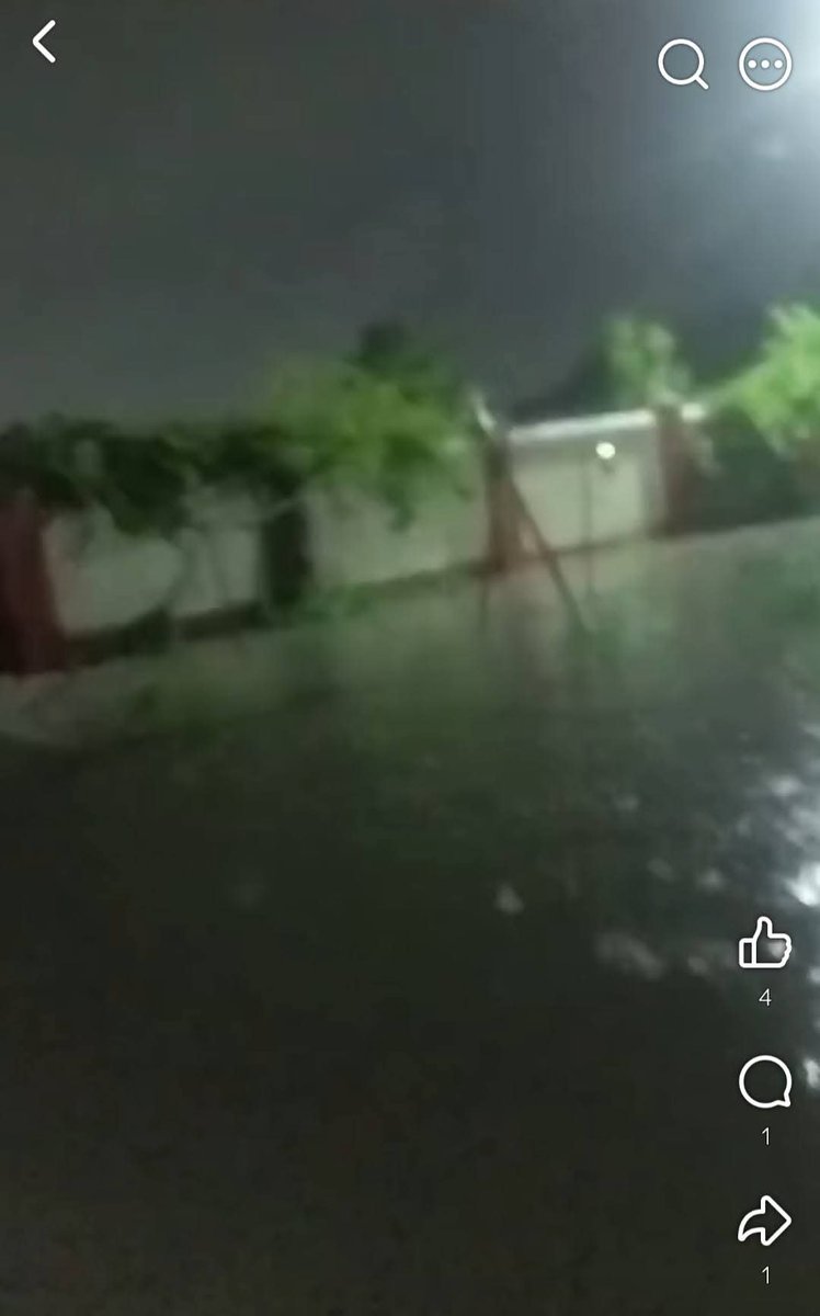 gbudhathoki's tweet photo. कीर्तिपुरको होल्डिङ सेन्टर डुबानमा। मध्यरातमा सुकुम्बासीको बिचल्ली। https://t.co/GkSZr64FHc