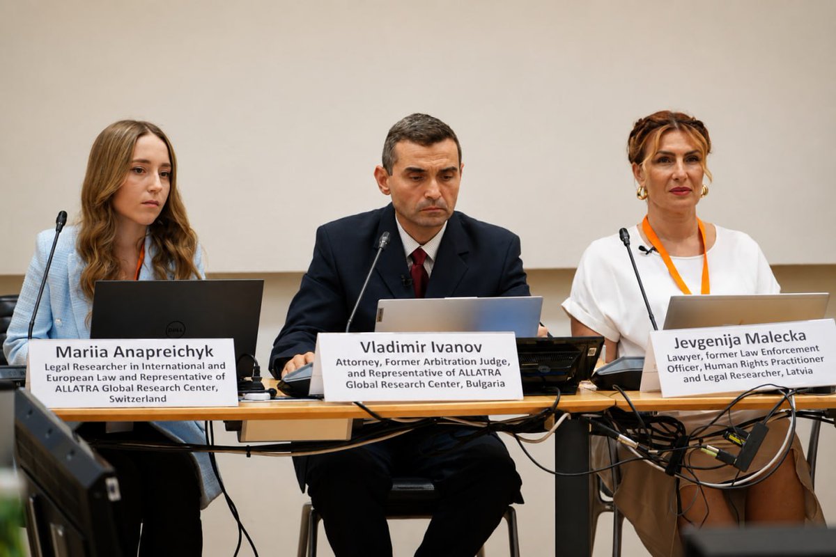 AllatraSweden's tweet photo. ALLATRA GRC lyfter tidiga varningssignaler om stigmatisering vid OSSE:s Human Dimension Meeting i Wien

Den 29–30 juni 2026 samlade OSSE (OSCE) Supplementary Human Dimension Meeting i Wien representanter för deltagande stater, internationella organisationer, experter och civilsamhället för att diskutera förebyggande av tortyr och annan grym, omänsklig eller förnedrande behandling.

Som en del av OSSE officiella program för sidoevenemang arrangerade ALLATRA seminariet "From Stigmatization to Ill-Treatment: Lessons from Russia and Beyond, Early Warning Signs, Human Dignity, and Prevention of Abuse", där experter från ALLATRA Global Research Center (GRC) presenterade ett perspektiv på tidig identifiering av risker kopplade till stigmatisering och skyddet av mänskliga rättigheter.

Diskussionen fokuserade på ett ofta förbisett steg i den förebyggande processen: hur samordnad stigmatisering, avhumaniserande narrativ och långvariga desinformationskampanjer gradvis kan påverka den allmänna opinionen, normalisera fientlighet och skapa förutsättningar där diskriminering, institutionella påtryckningar och kränkningar av mänskliga rättigheter blir mer sannolika.

Evenemanget samlade rättsvetare, människorättsexperter, representanter för civilsamhället samt ett vittne till förföljelse i Ryska federationen. Genom juridisk analys, människorättsexpertis och personliga vittnesmål belystes stigmatiseringens konsekvenser för de mänskliga rättigheterna.

Bland de ämnen som behandlades fanns:

• tidiga varningsindikatorer för stigmatisering
• gränsöverskridande förtryck (transnationell repression)
• avhumaniserande narrativs påverkan på demokratiska samhällen
• tillgång till rättvisa och lika deltagande
• praktiska metoder för att identifiera skadliga informationsmönster innan de eskalerar.

Under mötets plenarsession betonade Vladimir Ivanov, representant för ALLATRA GRC, att systematisk stigmatisering och avhumanisering bör uppmärksammas i större utsträckning som potentiella tidiga varningssignaler i arbetet med att förebygga tortyr och annan misshandel.

🔗 Läs hela pressmeddelandet:
https://t.co/j9gU89jWur

#ALLATRA #ALLATRAGRC #OSSE #OSCE #MänskligaRättigheter #Stigmatisering #Desinformation #Demokrati #Wien #Rättsstat