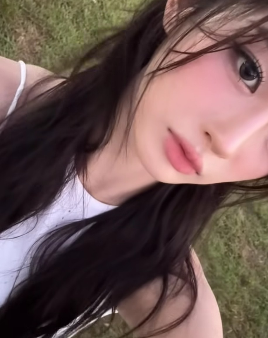 momoka11223399's tweet photo. おはよー☀️
また今まで遊んでた♪
昨日から完全に昼夜逆転生活💦
帰って寝ます～🥱 https://t.co/jEvdM8sKV6