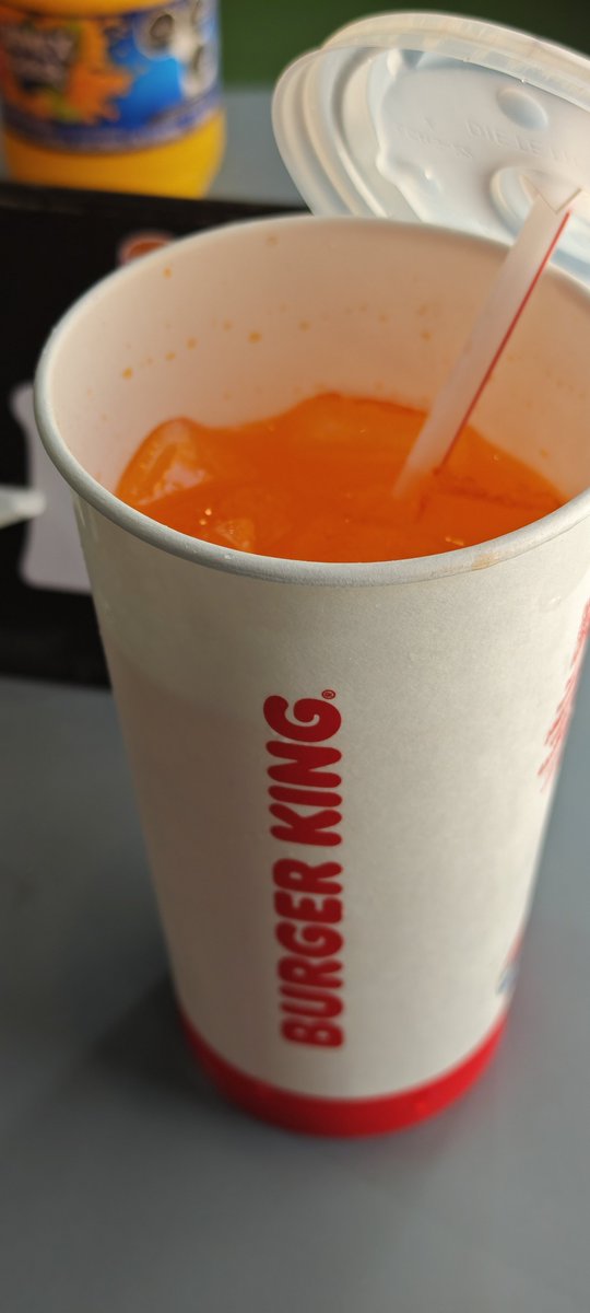 Notimexpr's tweet photo. Que pésimo servicio dan en Poza Rica, no sirve la vendimg machine y los refrescos sin gas por qué no hay tanque 
@BurgerKingMX https://t.co/aoR9I6Ksi6