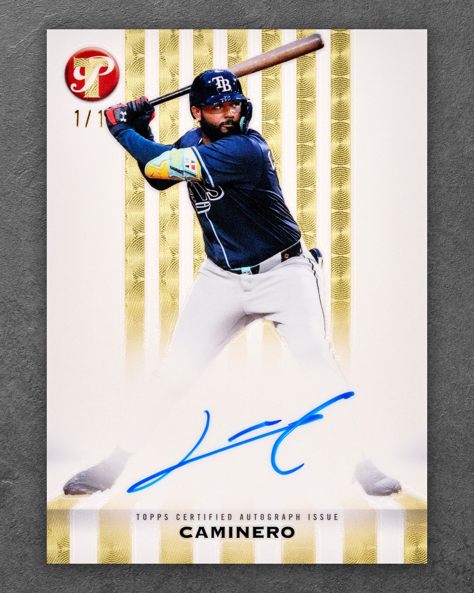 Topps tweet media