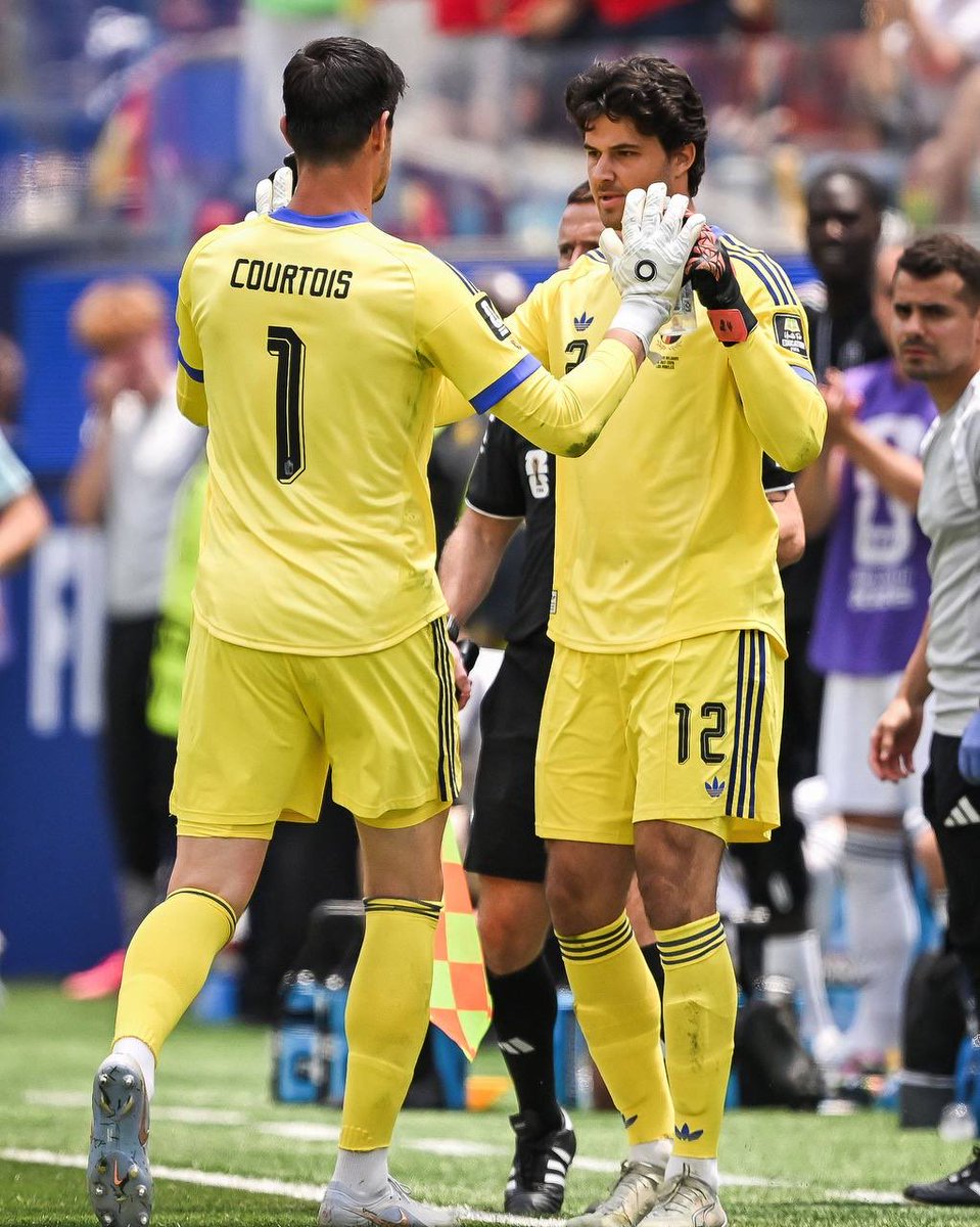 ExtraTime1234's tweet photo. 🚨 𝗕𝗥𝗘𝗔𝗞𝗜𝗡𝗚: SENNE LAMMENS GETS HIS WORLD CUP DEBUT!!! https://t.co/CNBzkr1DZm