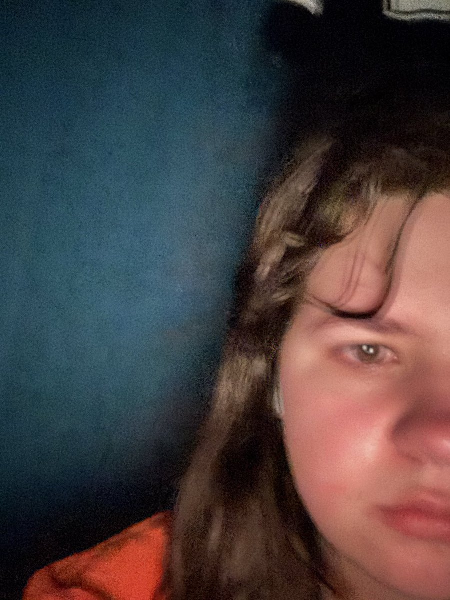 ZickMariah33650's tweet photo. I’m so sad today bc I feel like everyone hates me😢😢😔😔😭😭😑😑 https://t.co/PElcA3fZBq