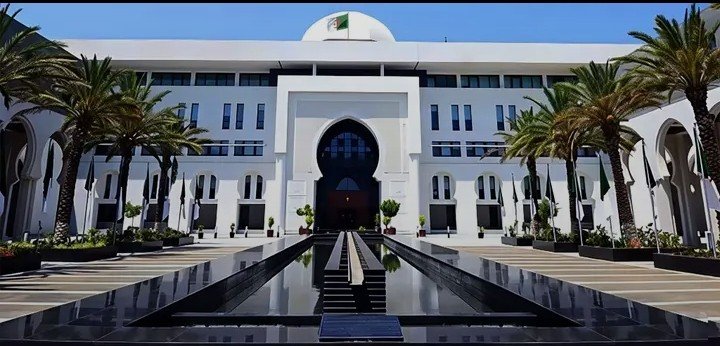 قناة المعرفة -- Military Dz tweet media