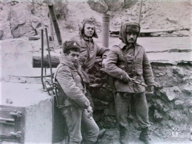 ryzhkov154's tweet photo. «Завалы, заслоны, засады,
Барханы, сугробы, ветра...
Наверно, забыть это надо,
Но помнится, словно вчера» ... https://t.co/FLzIkdaiLY
