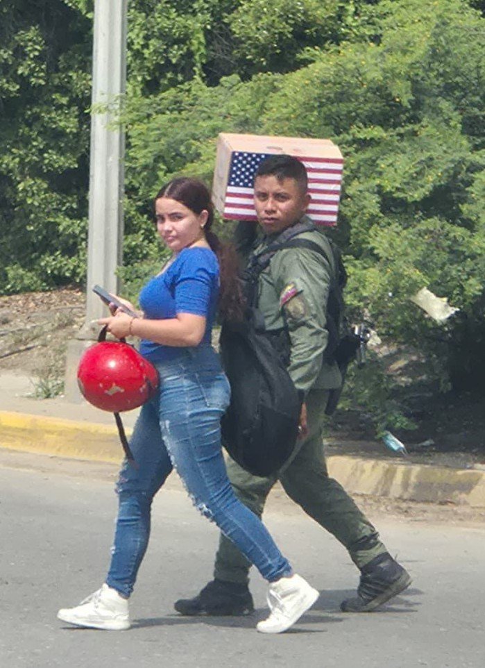 YiggmVV's tweet photo. Hay que rayarlos hasta más no poder. https://t.co/PTCy4NJPRQ