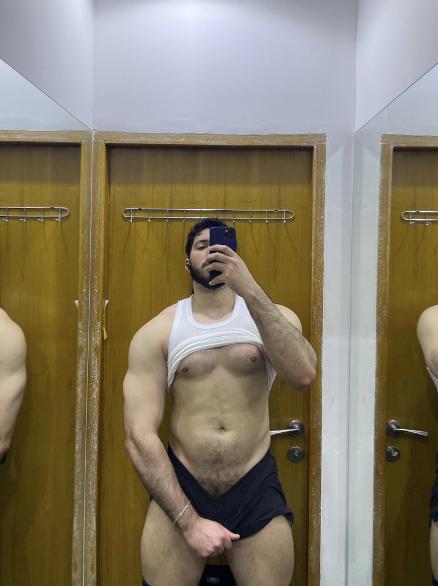 Nessfterdark's tweet photo. Scratch and sniff https://t.co/GIrtAnRuyp