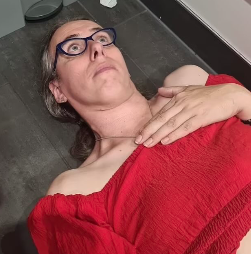 hermionegingol1's tweet photo. CULTURE CORNER.

tonight's iconic image is from the disabled toilets at gatwick airport. nominated for the turner prize and shown at the venice biennale:

"THE DILATING OF ST. HEATHER". 

mixed media (2023 - artist: piss). x https://t.co/hCGkQHKZ4K