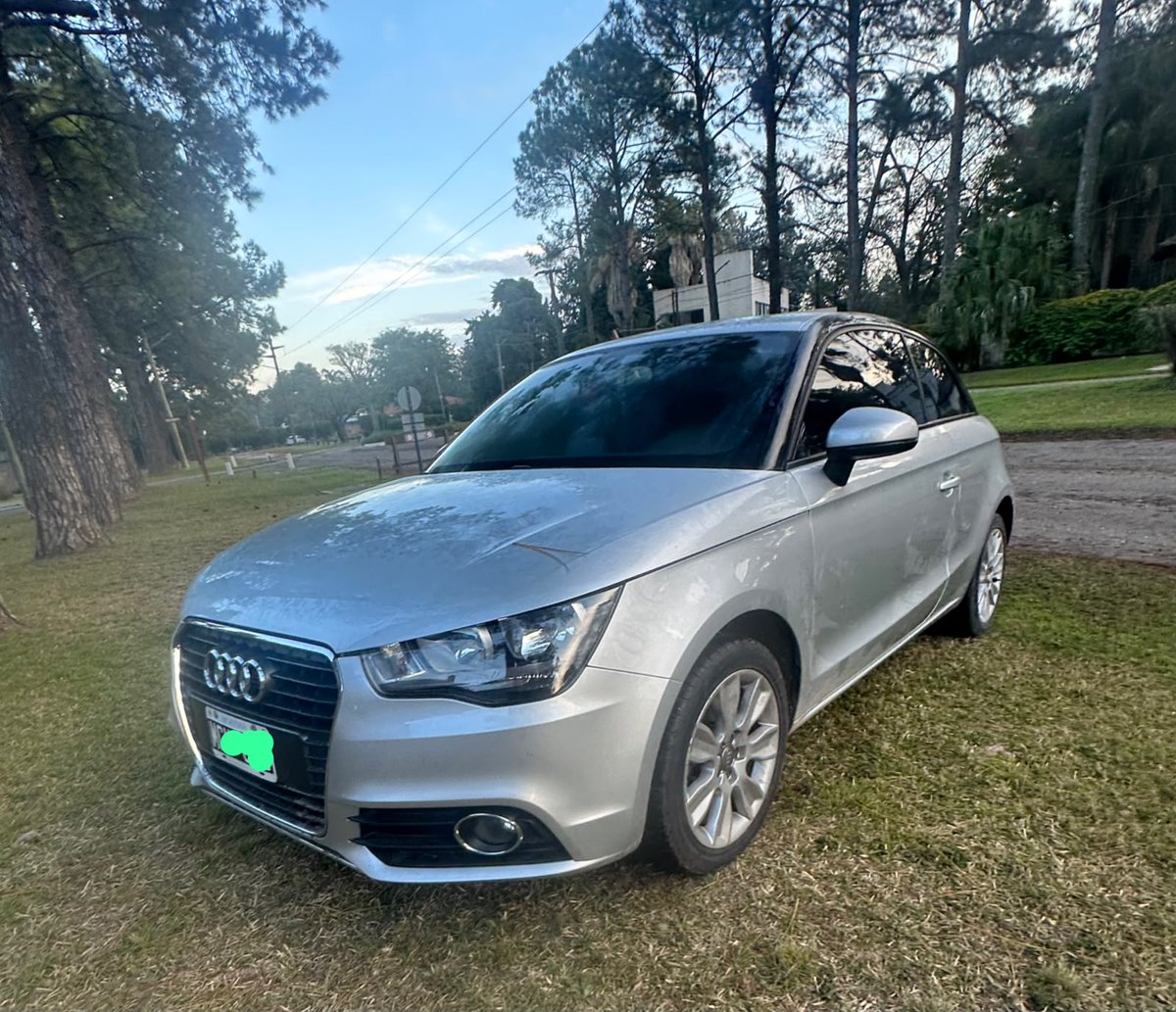 fmeco_ok's tweet photo. Se vende Audi A1 modelo 2013. Con 84 mil km reales. Valor; 14.500 dolares. Comunicate al 3496 578078 o al 3496540729 https://t.co/m579z2kIx8