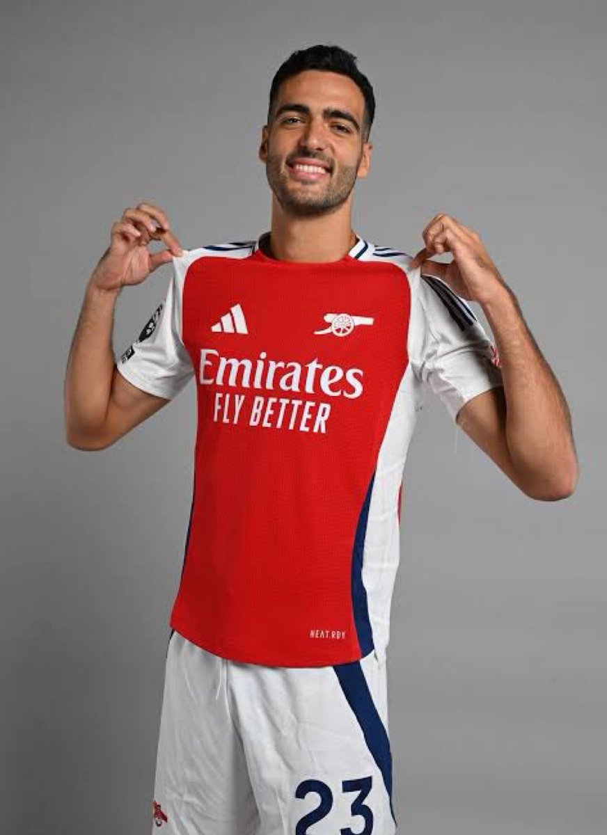 PurelyFootball's tweet photo. It’s time to give up the midfield gimmick, Mikel Merino, you are a striker.👊⚽️ https://t.co/MGKJJFhVXn