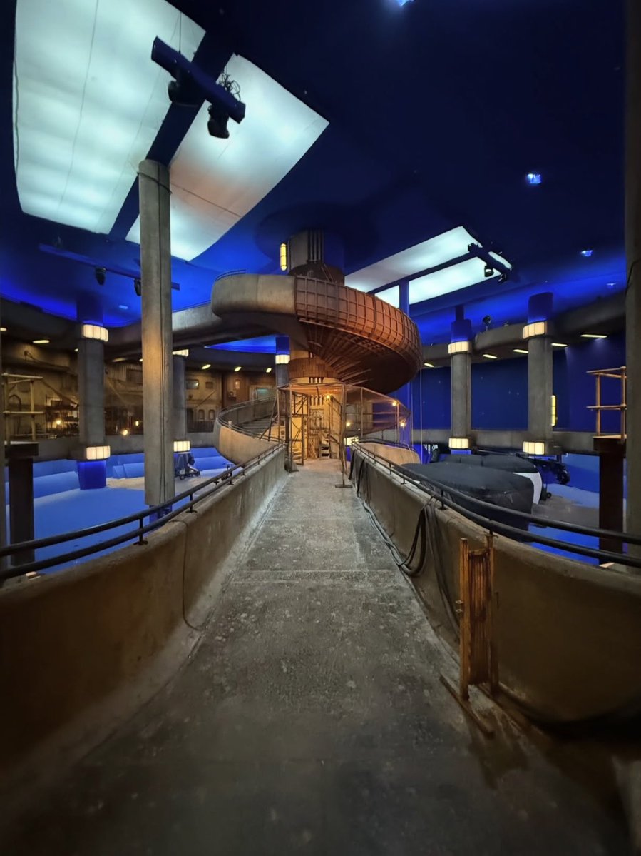 artsferguson's tweet photo. Silo set is so beautiful omg https://t.co/277ZovBeGa