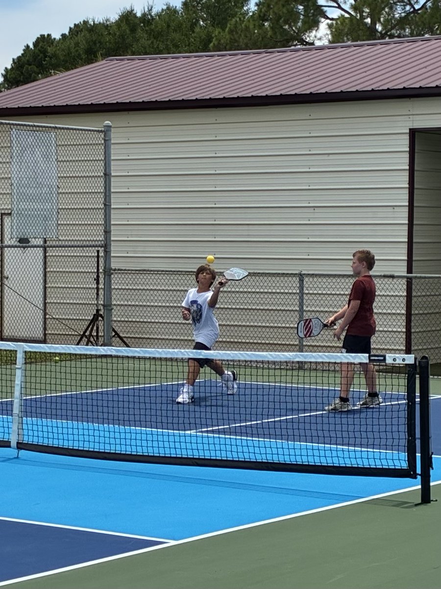 fwbtennisctr's tweet photo. Week 6....Summer in full swing! 😎 From tennis courts to kickball fields, and pickleball games— the fun never stops here at FWBTC!☀️

#fwbtc https://t.co/27rdBtef7R