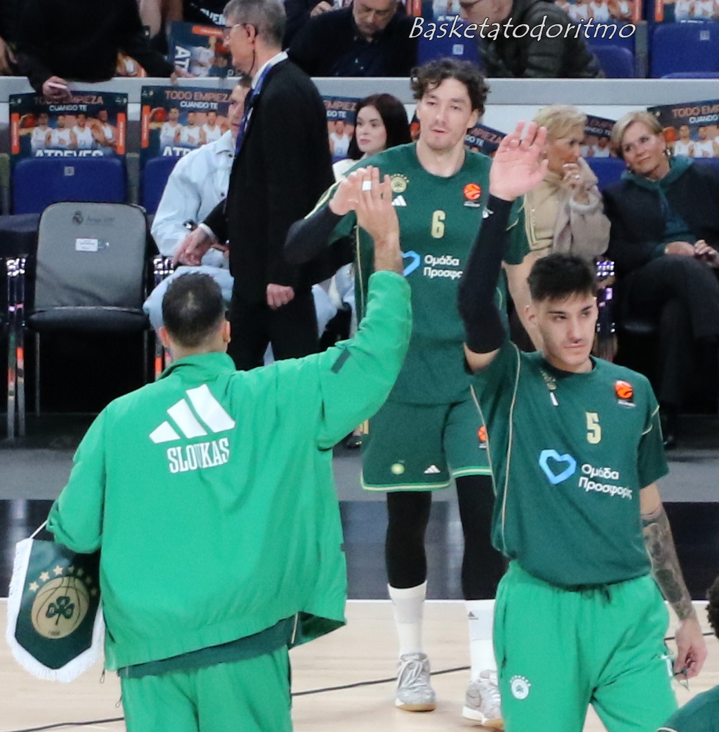 BasketatodoRitm's tweet photo. PAOK paga la claúsula al PAO(2millones) por Cedi Osman y lo ficha por un contratazo de 9 millones euros y 3 años.
PAO no lo quería soltar pero Osman se quería ir a toda costa. Ni Giannakopoulos se salva de los clausulazos...
Entiendo que ahora Juancho SÍ tendría minutos en PAO. https://t.co/RpbFcqa9MX