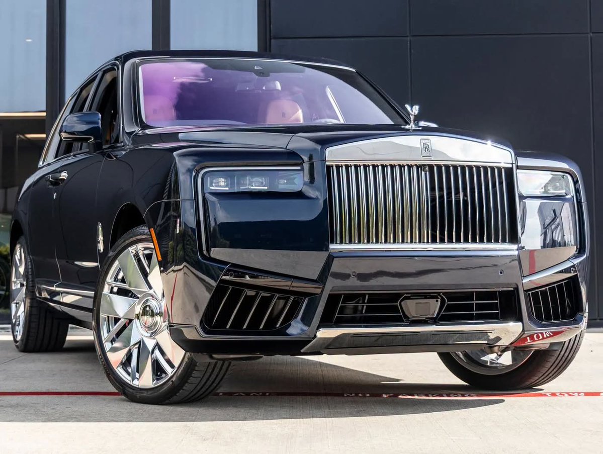 DriveHubyp7's tweet photo. 2027 Rolls-Royce Cullinan finished in Midnight Sapphire is a masterful expression of modern luxury, blending commanding presence with effortless refinement. The rich blue exterior finish enhances the Cullinan's timeless silhouette. https://t.co/BtqHpb1OrV