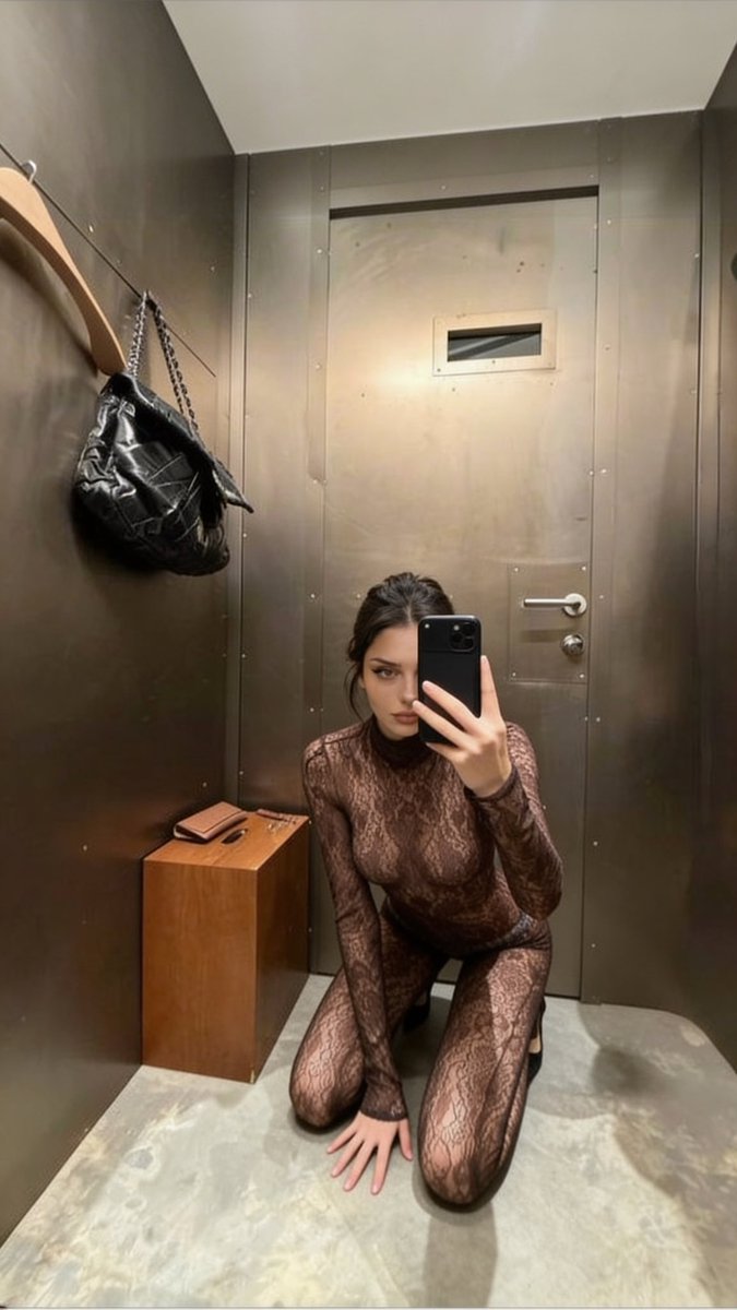 sashaboomm's tweet photo. 🐱
Let’s play 👅 https://t.co/5aeJlGwo8x