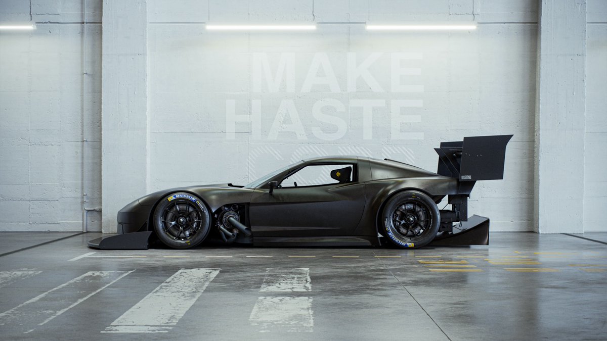 retro_shiftt's tweet photo. Bare carbon fiber. Exposed twin-turbos. Make haste. https://t.co/fq4HeX8Zf5